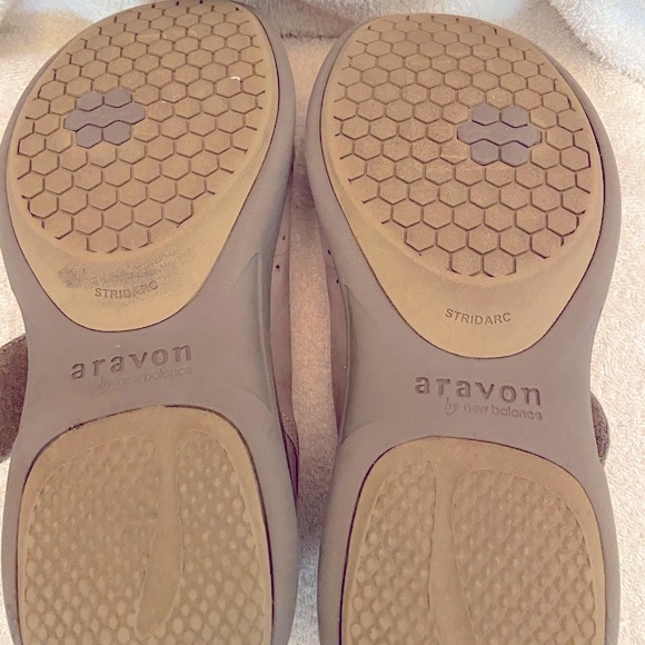 Aravon by New Balance Pyper Mary Jane size 9D - Picture 5 of 12